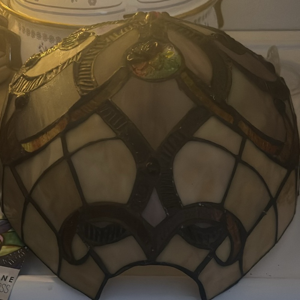 Tiffany Style Stained Glass Lamp Shade